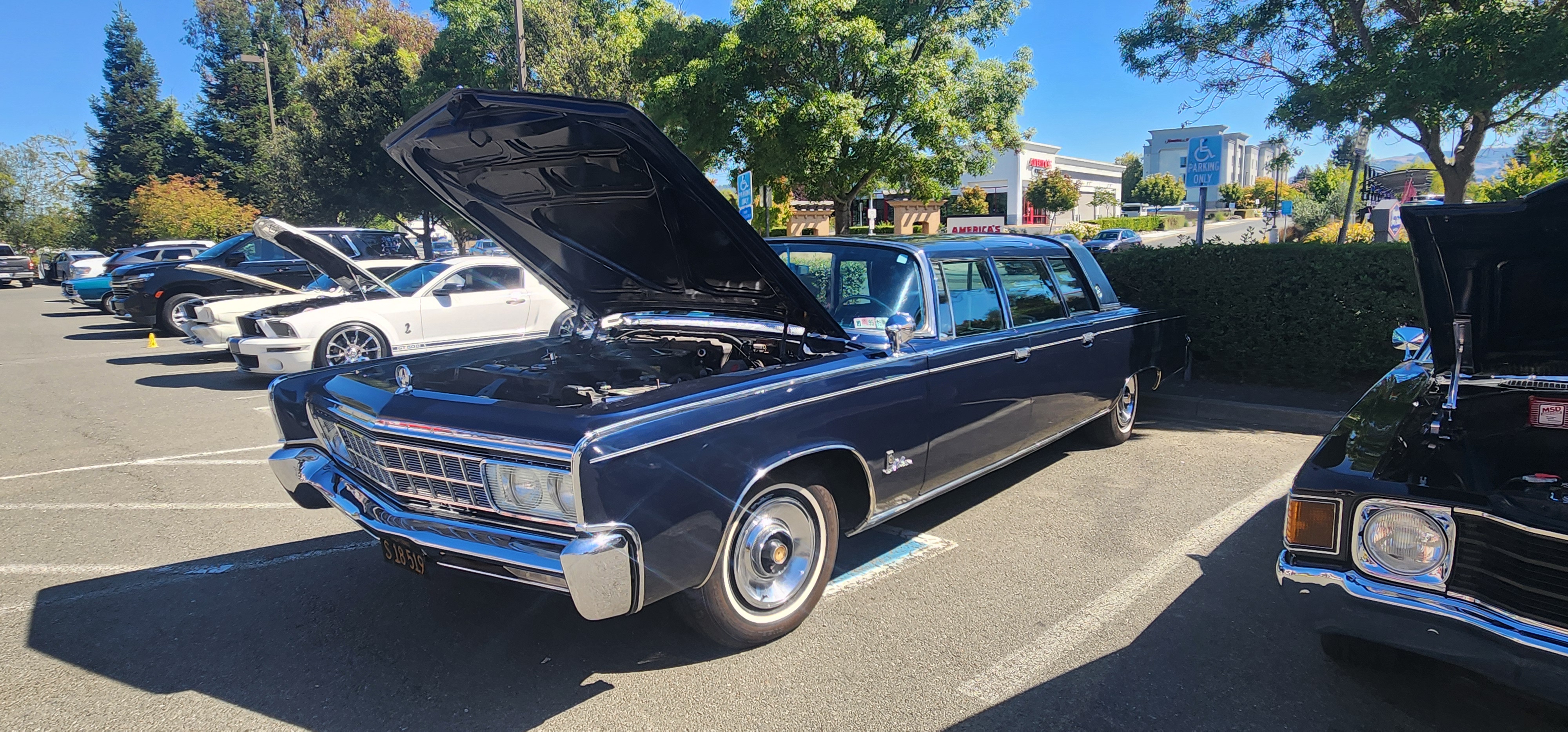 21. Kids Choice Bobb Kosoff 1965 Chrysler Impreial Limosine